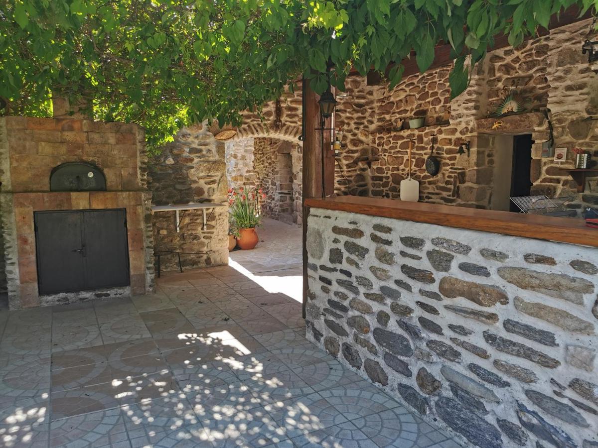 Holiday home Mes Maisons: Luxury With Pool, Aircon, And Pet-friendly Amenities *