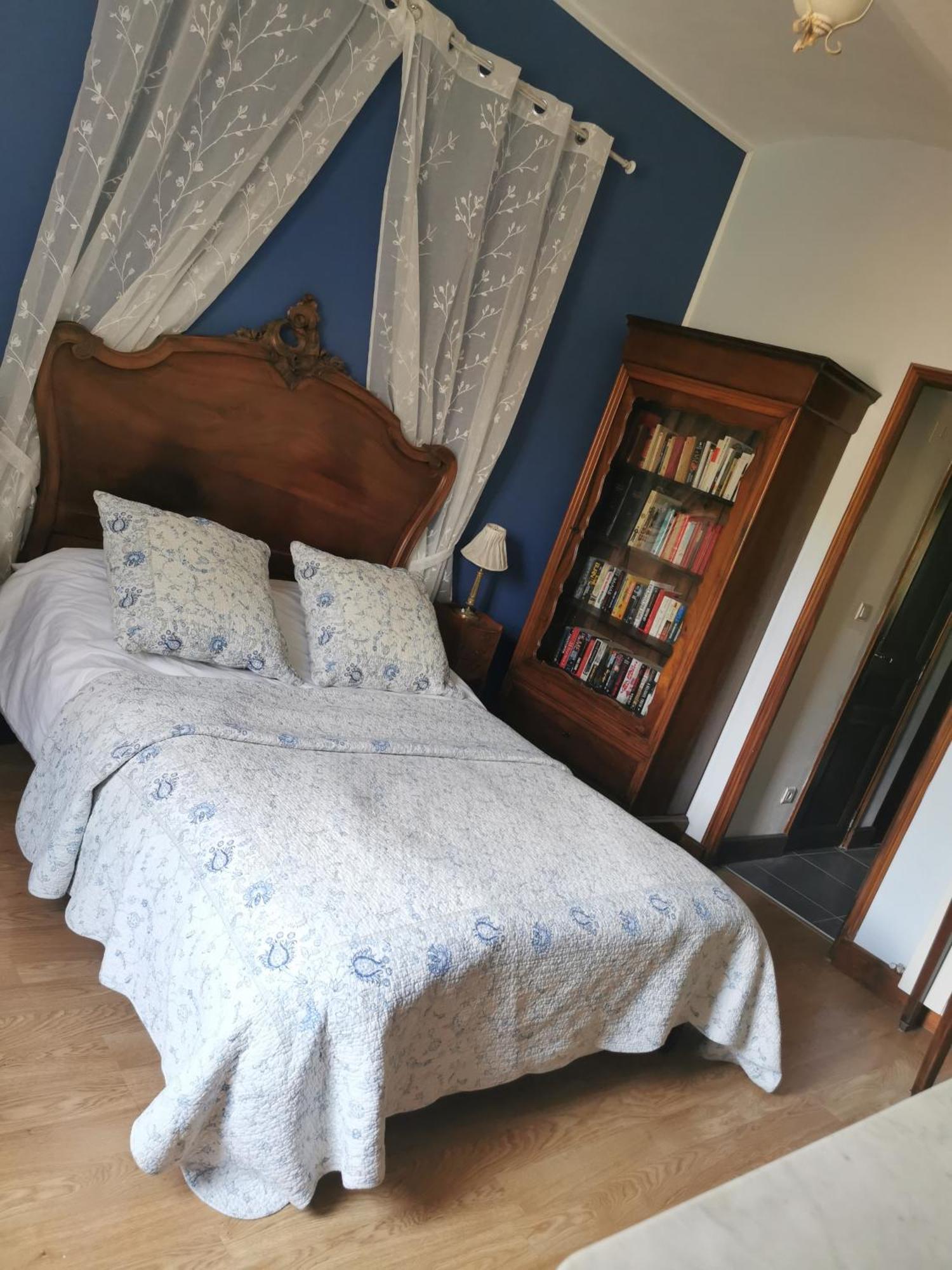 Mes Maisons: Luxury With Pool, Aircon, And Pet-friendly Amenities Holiday home *